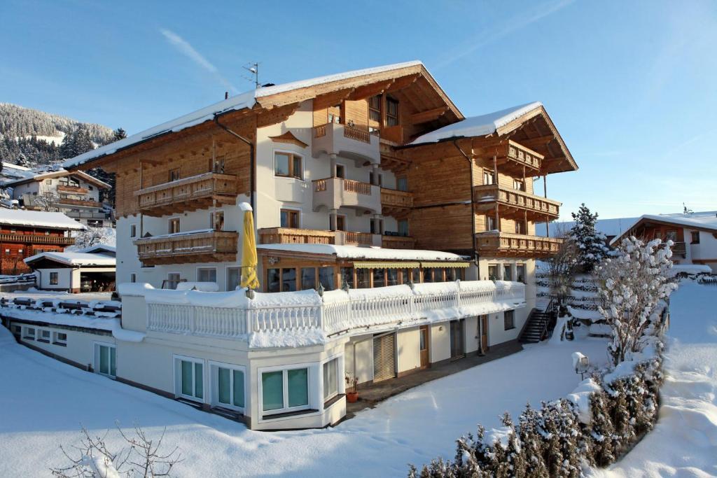 Landhotel Lechner Kirchberg in Tirol Exterior foto